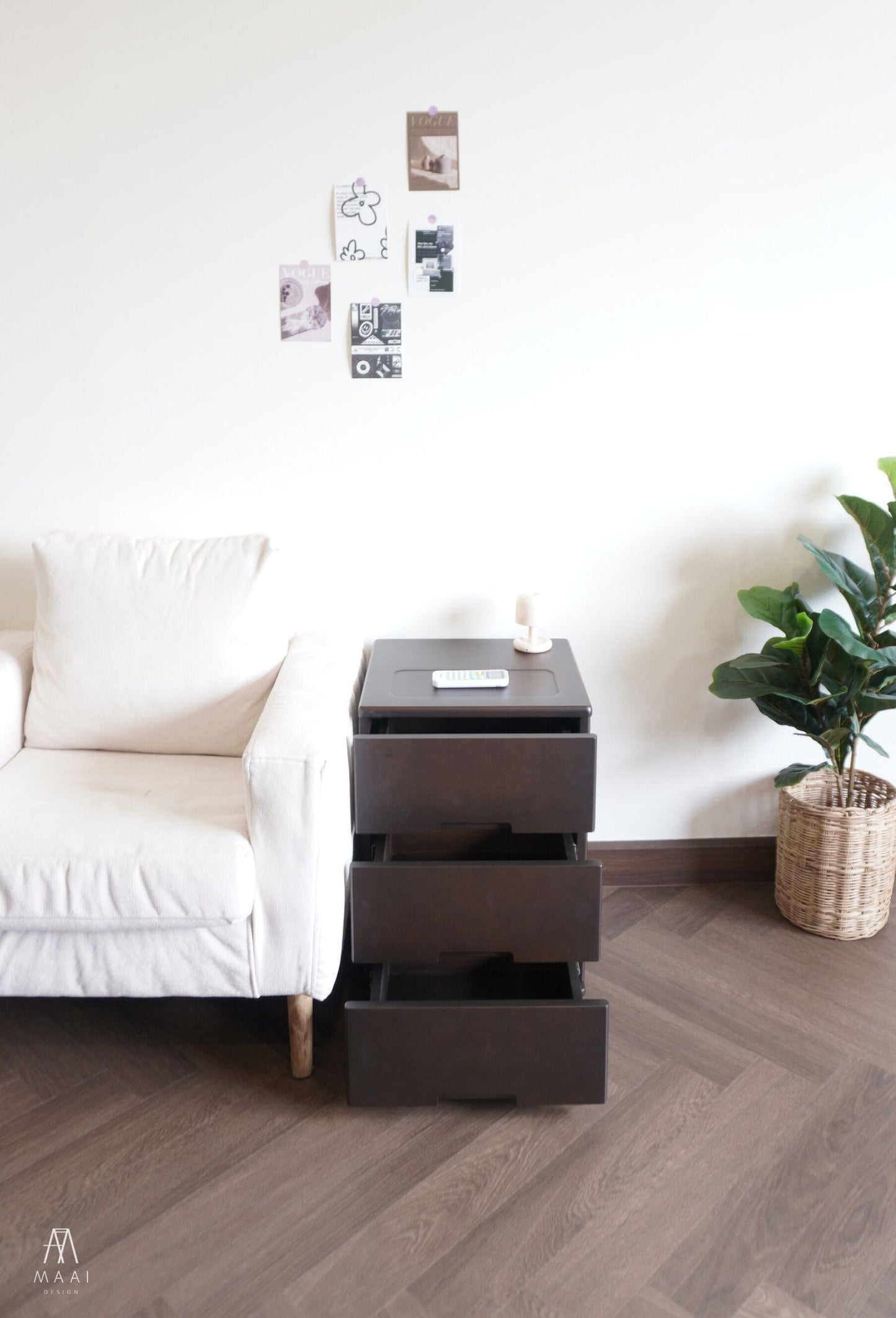 MAAI Design Santo Side Table โต๊ะข้าง อเนกประสงค์ มี3ลิ้นชัก ดีไซน์มินิมอลโดดเด่