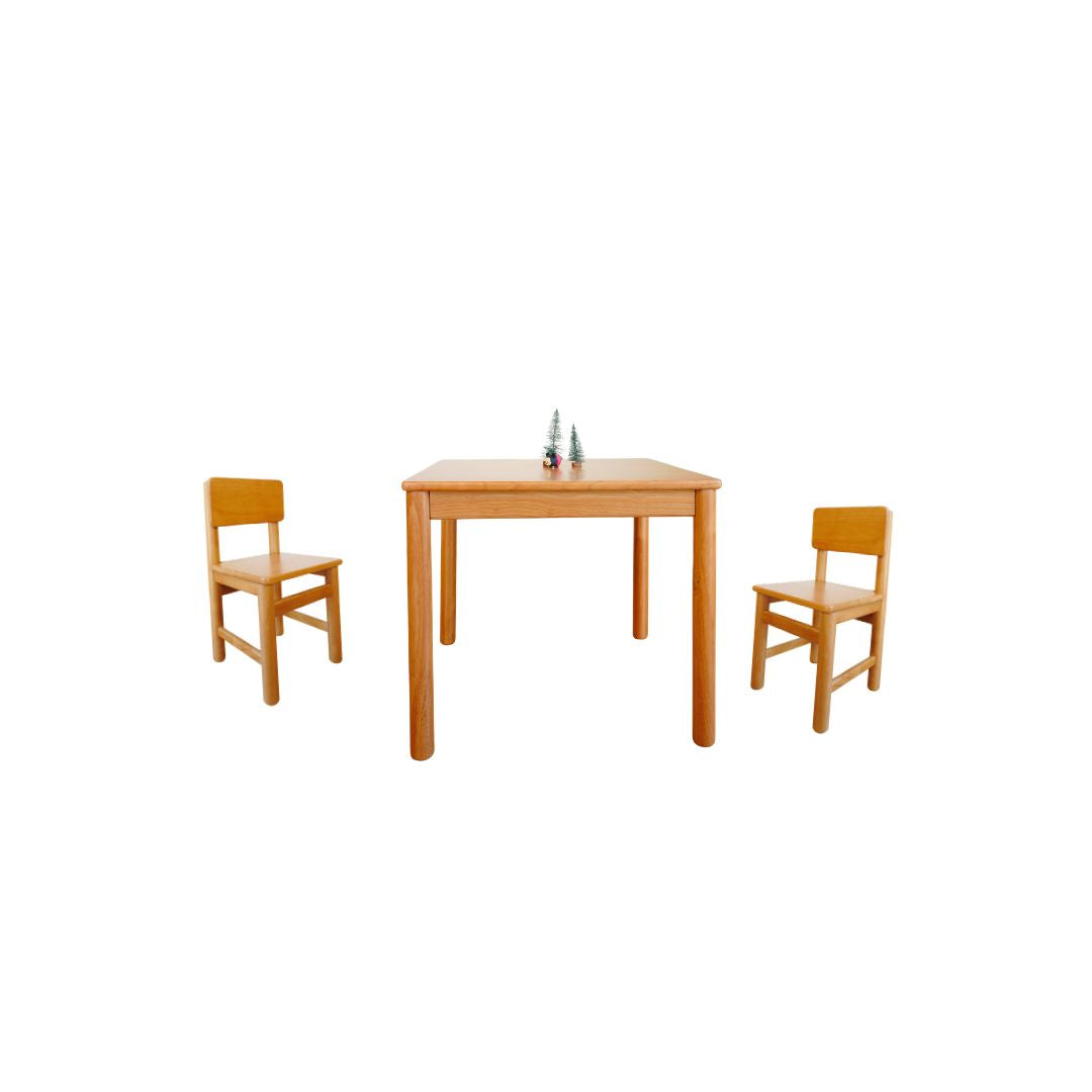 MAAI Design Set Kids Table เซตโต๊ะเด็ก เก้าอีก 2 ตัว / 4 ตัว