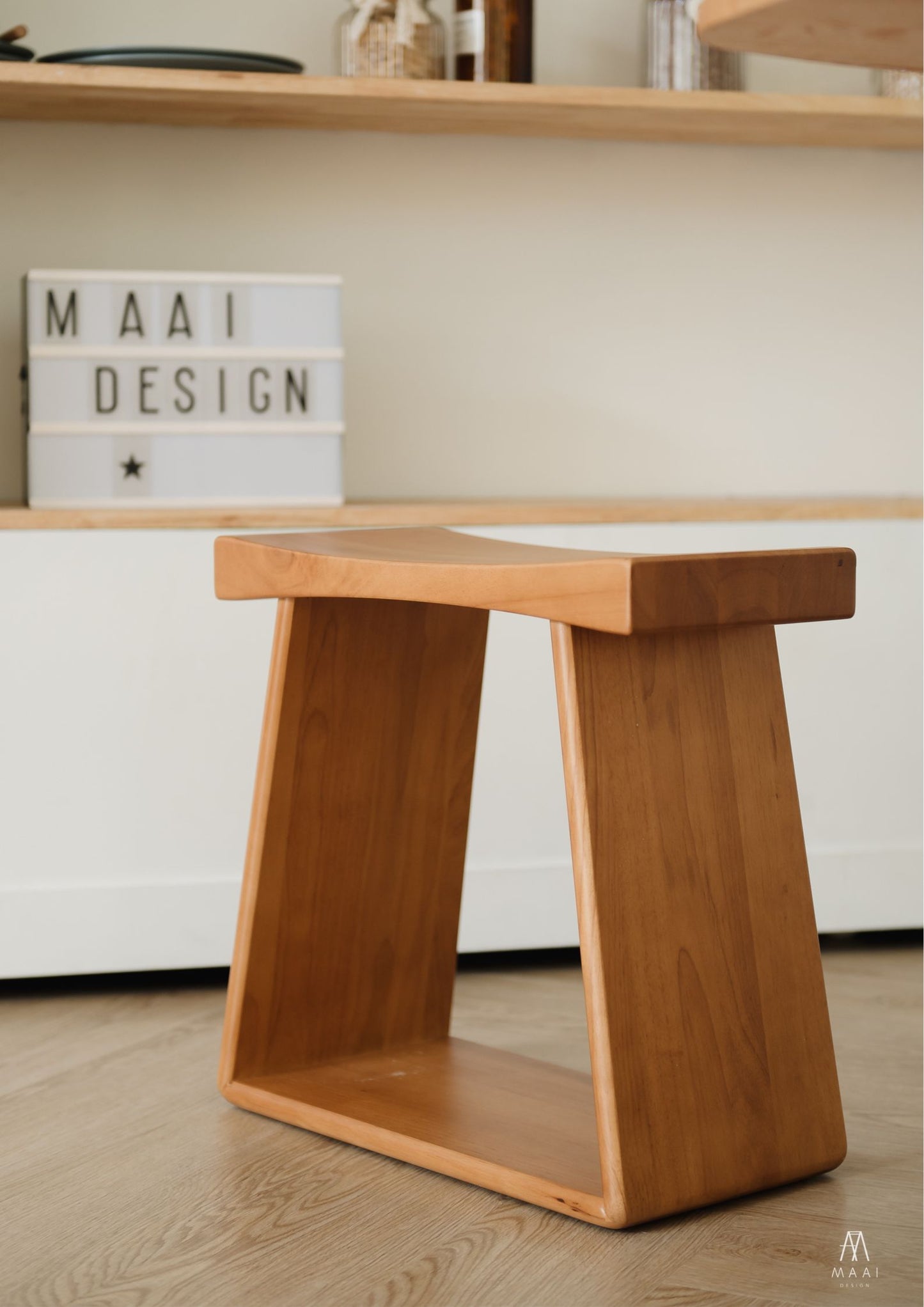 MAAI Design Bull stool เก้าอี้นั่งสตูล เก้าอี้เตี้ย ตกแต่งห้อง มินิมอล ประกอบสำเร็จ