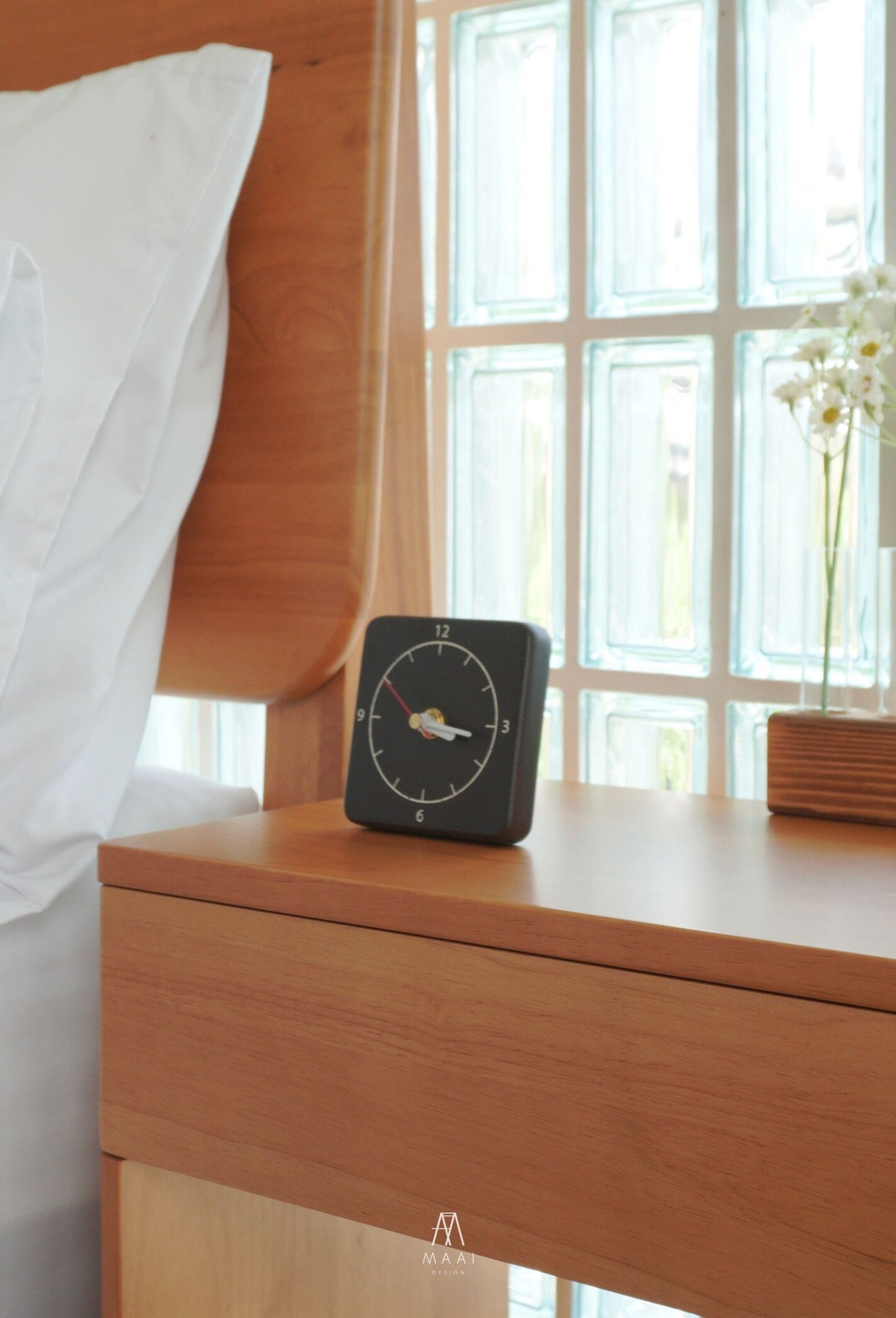 MAAI Design Aiva timepiece นาฬิกาไม้ตั้งโต๊ะสไตล์มินิมอล เสียงเงียบ ของตกแต่ง ของขวัญ สําหรับตกแต่งบ้าน