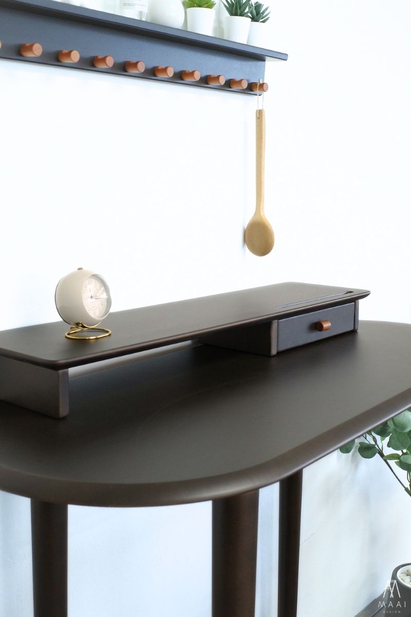 MAAI Design Grande Shelf ชั้นวางของเสริม