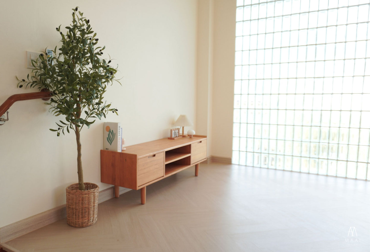 MAAI Design Saido M ชั้นวางทีวี ตู้วางทีวี sideboard