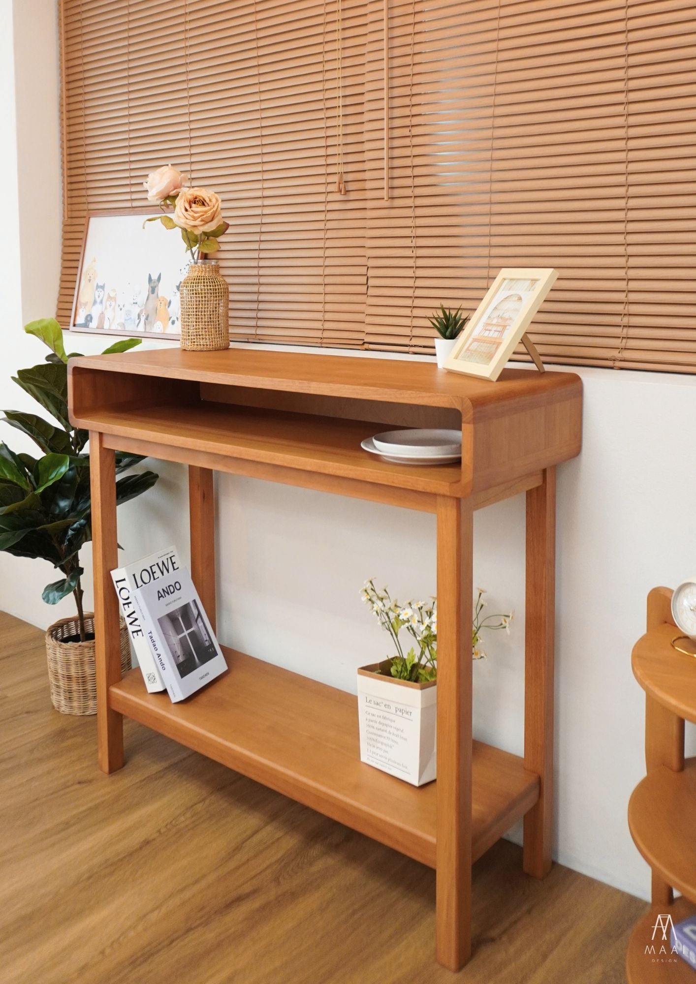 MAAI Design Mitasu console table โต๊ะคอนโซลไม้จริง มีช่องใส่ของขนาดใหญ่ สไตล์ญี่