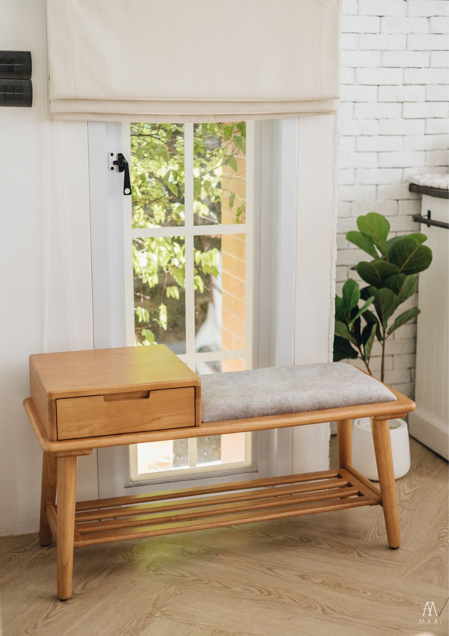 MAAI Design Kutsu bench ชั้นวางรองเท้าพร้อมที่นั่ง