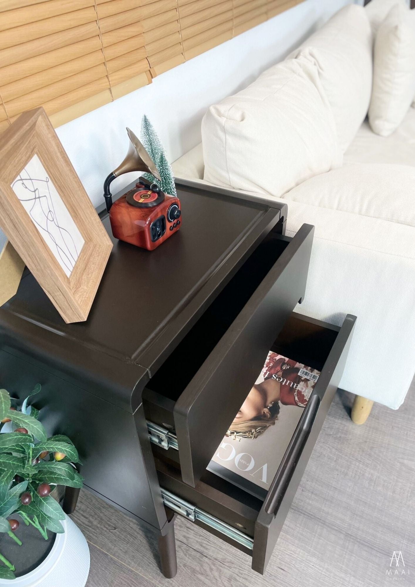 MAAI Design Infinite side table โต๊ะข้าง ข้างเตียง ข้างโซฟา มีลิ้นชัก ดีไซน์เอกลักษณ์