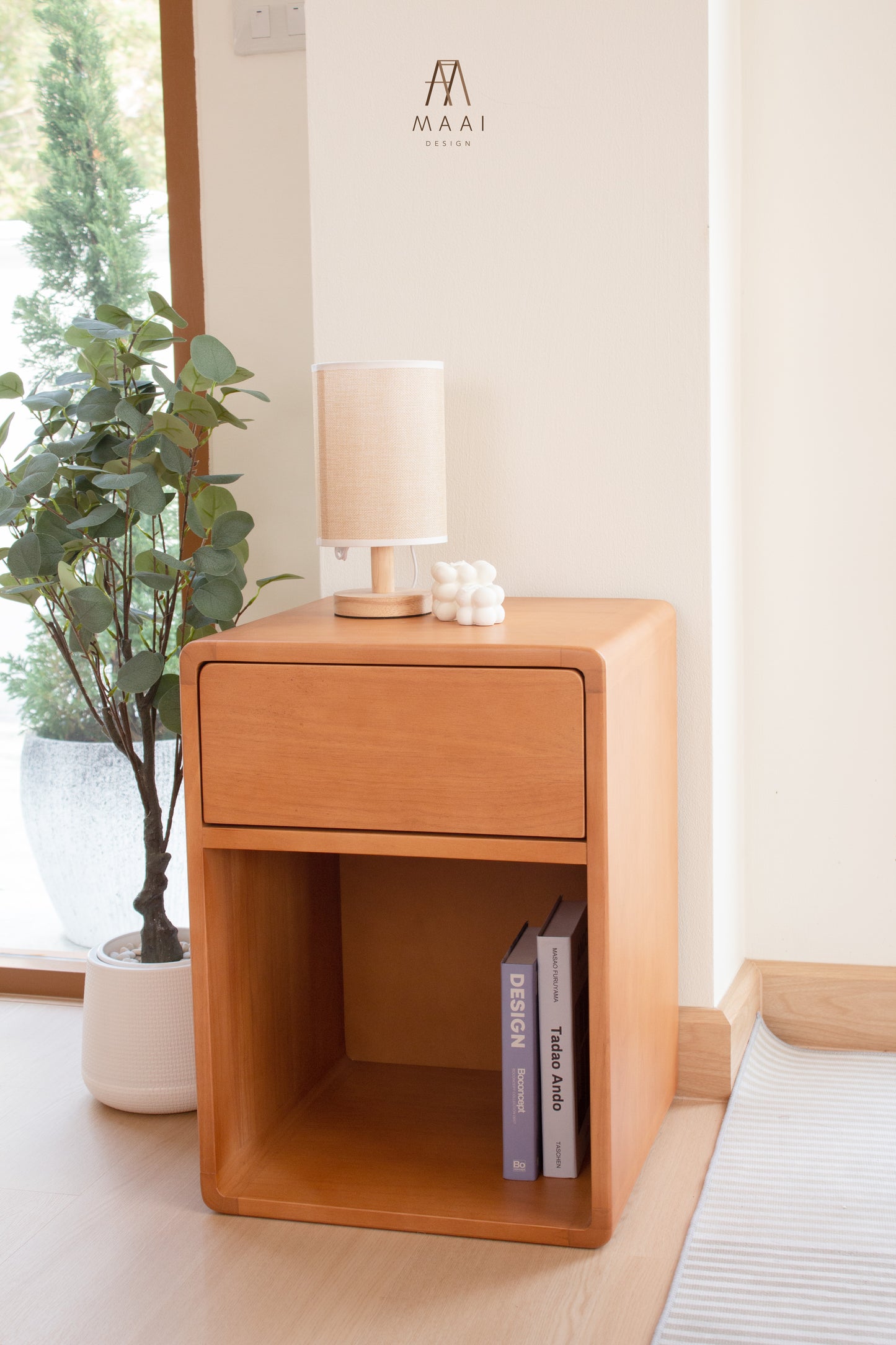 MAAI Design Uneru Side Table โต๊ะข้างช่องขนาดใหญ่ พร้อมลิ้นชักกดกระเด้งpush open