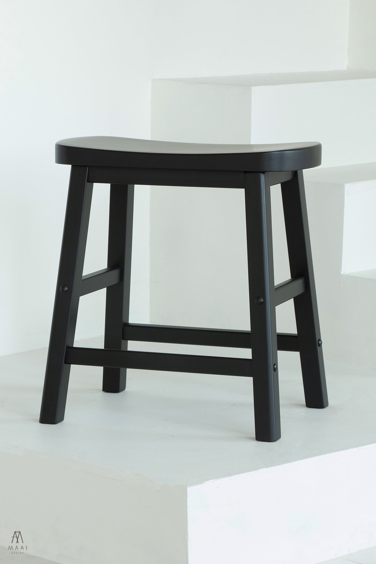 MAAI Design Yokuso stool เก้าอี้นั่งสตูลไม้จริงทั้งตัว ประกอบสำเร็จ